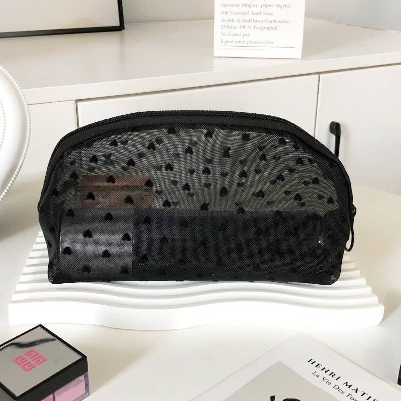 Dipped Shop - Vente Trousses de maquillage/cosmétique - Trousse de maquillage portable en mesh noir avec motif cœur - Dipped Shop0