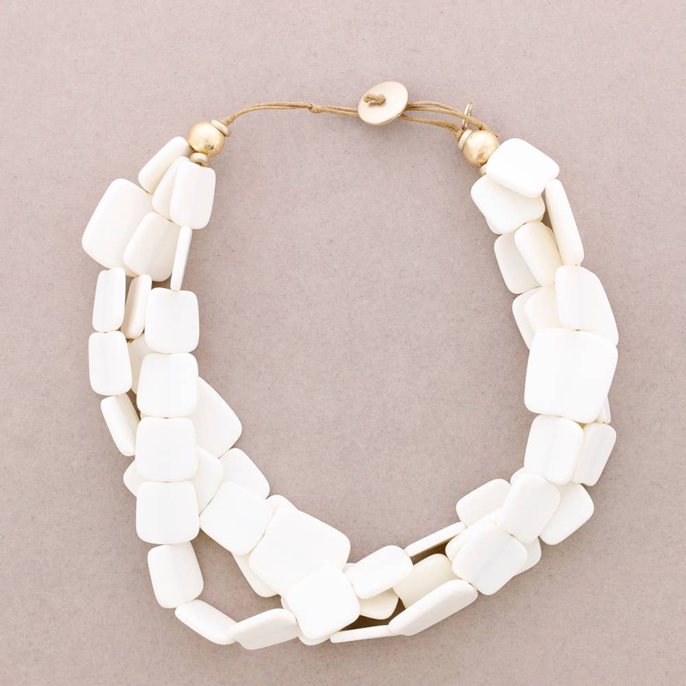 Sonata - Wholesale Beaded/Pearl Necklace - 3-ROUND NECKLACE WITH RESIN BEADS3