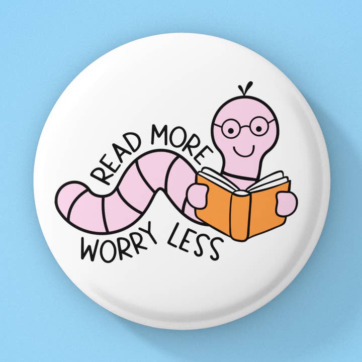 Lisez plus, ne vous inquiétez pas, bouton Bookish, Bookworm, cadeau pour lecteur pour la vente par Radical Buttons