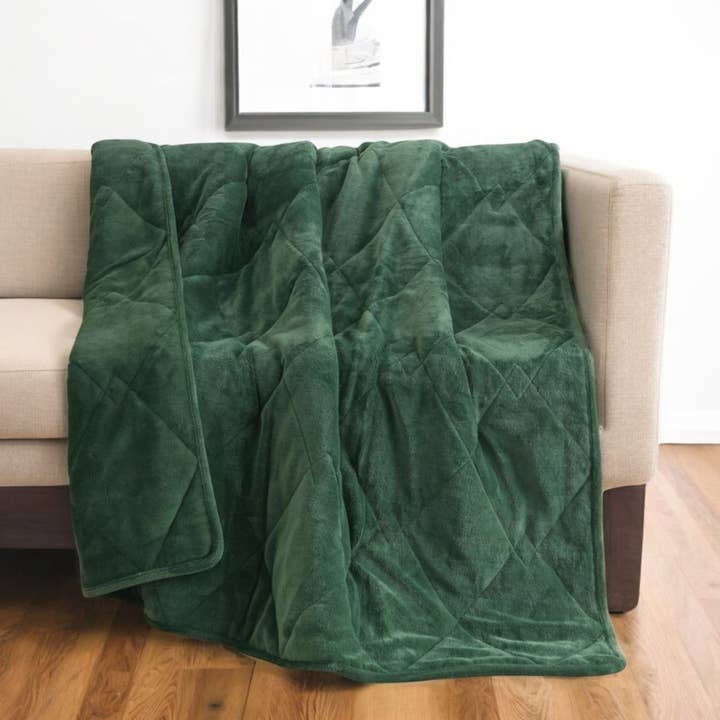 HomeRoots - Wholesale Throw Blanket - 60" X 80" Green Velvet Plush 18 Pound Weighted Throw Blanket0