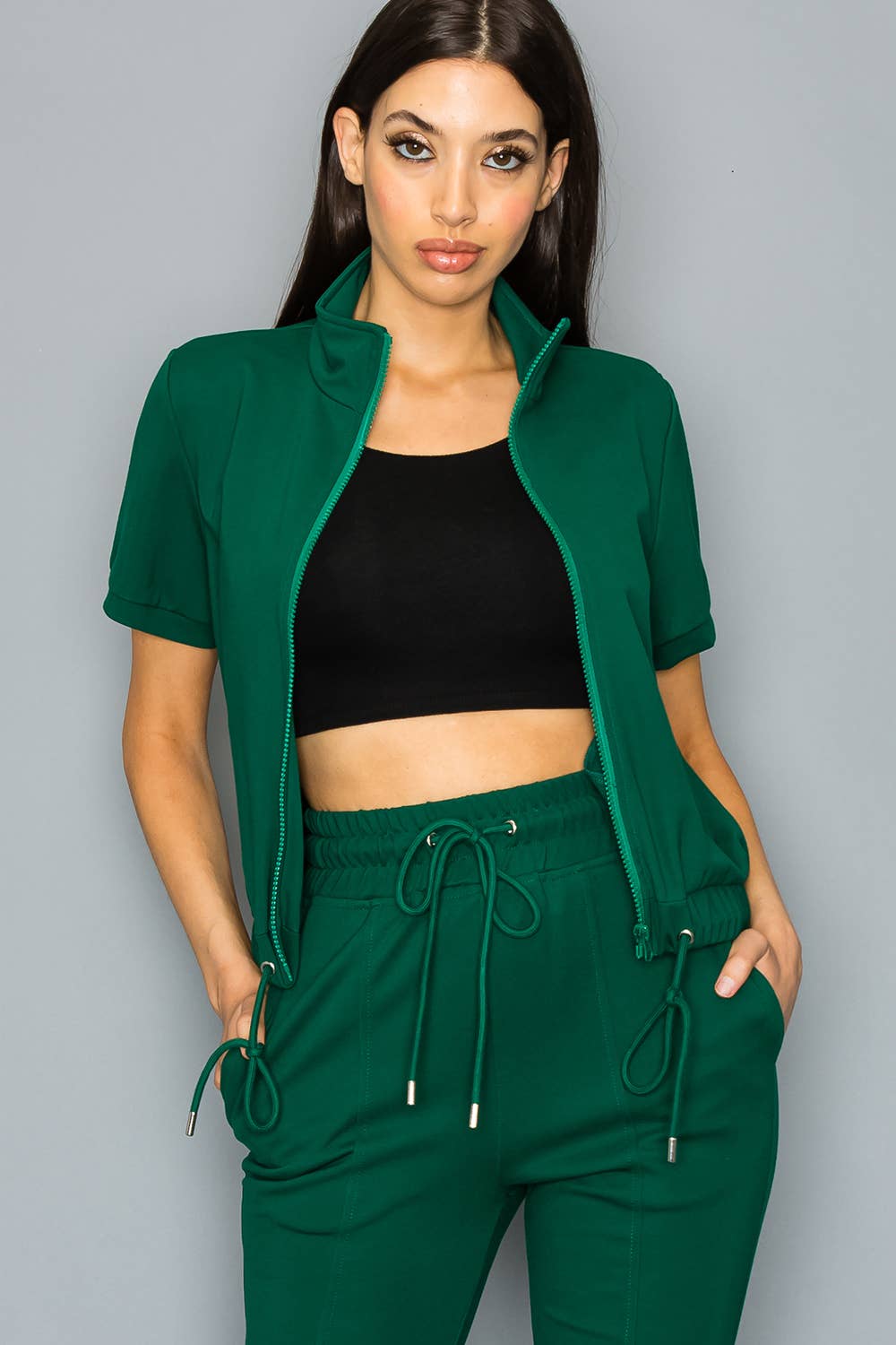 RIVIR - Vente Ensemble haut et pantalon (PAS d'intérieur) - Femme - VESTE ET PANTALON DE SURVÊTEMENT À MANCHES COURTES9