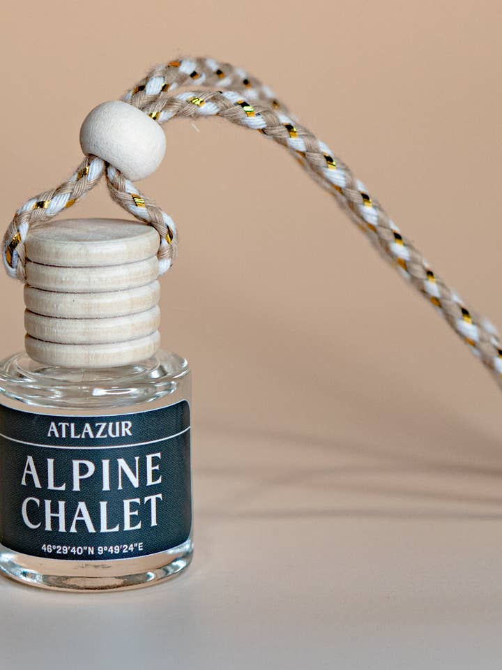 Alpine Châlet Car Diffuser for wholesale by Atlazur