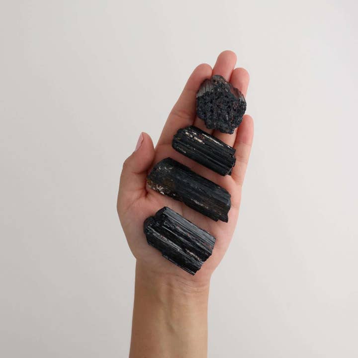 Mi Esperanza Minerals - Wholesale Spiritual Stone/Crystal - Black Tourmaline Flat2