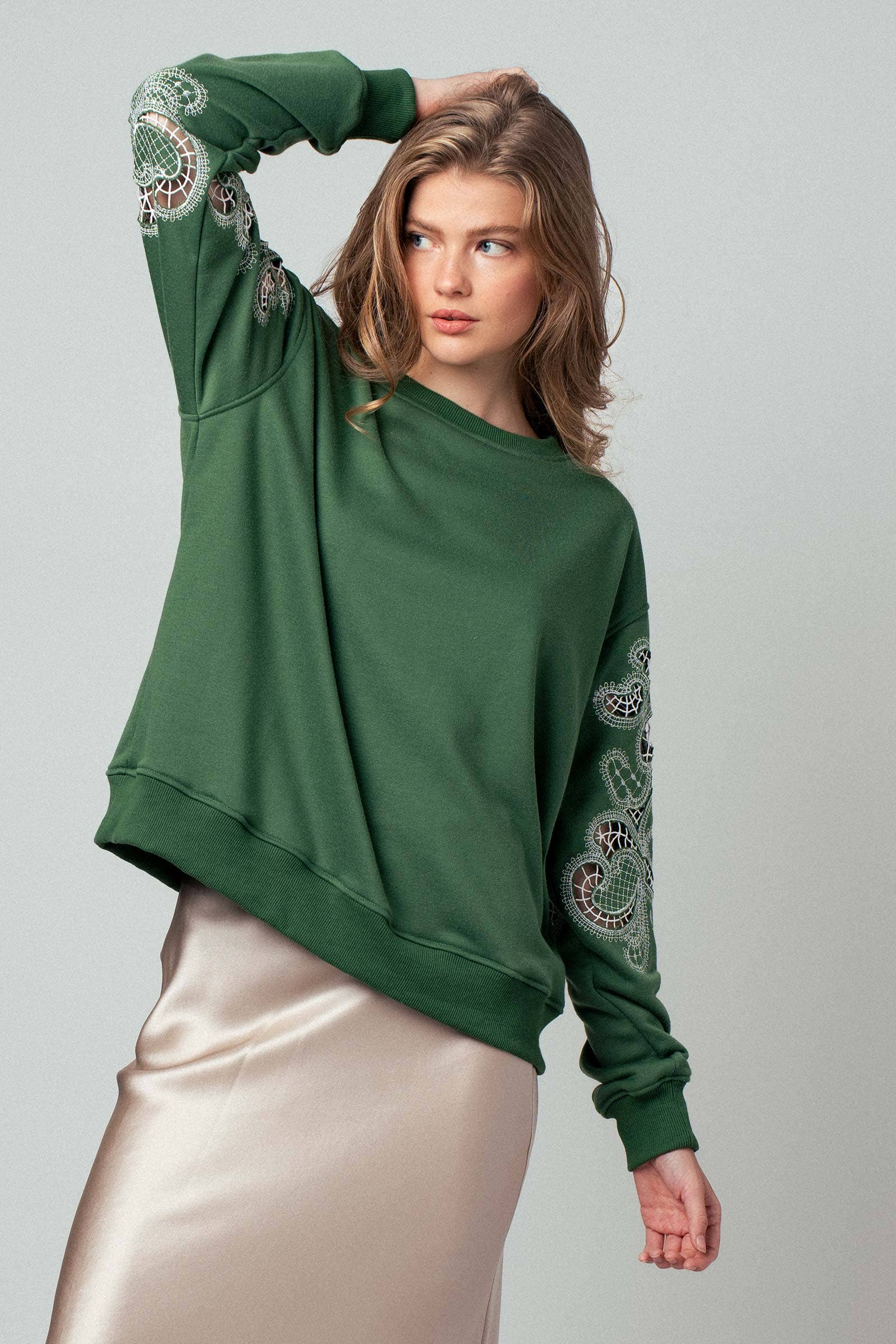 Vert Sweat-shirt romantique à manches en dentelle brodée en vente sur Faire6