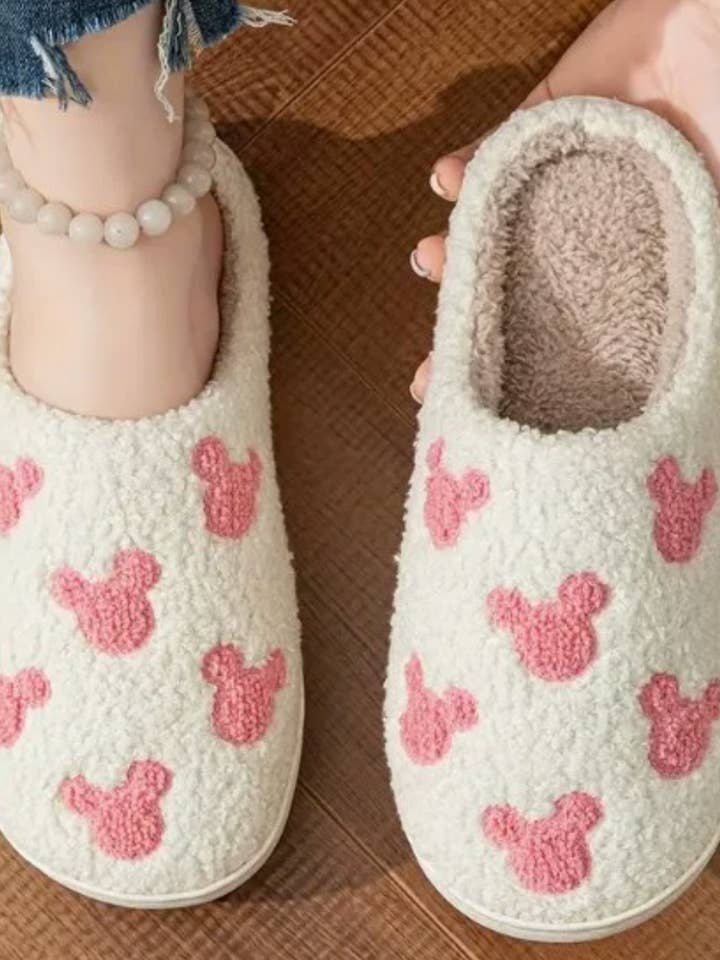 LoveLina – Großhandel Hausschuhe – Damen – Gemütliche Tierslipper für Damen (HOSE)3