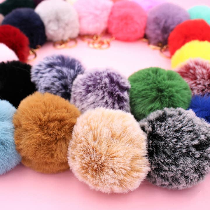 Real Sic - Wholesale Keychain - Unisex - Cute Colorful Pom Pom Key chain - Fuzzy Key chain