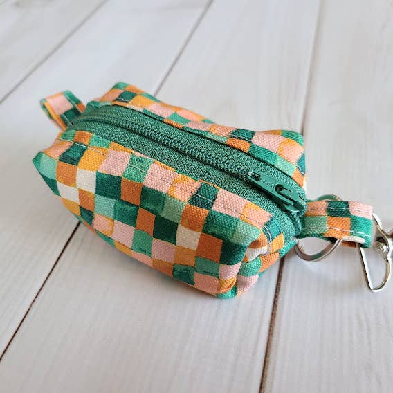 Porte-sac à crottes Pixel Dot pour la vente par City Dog Treat Bar