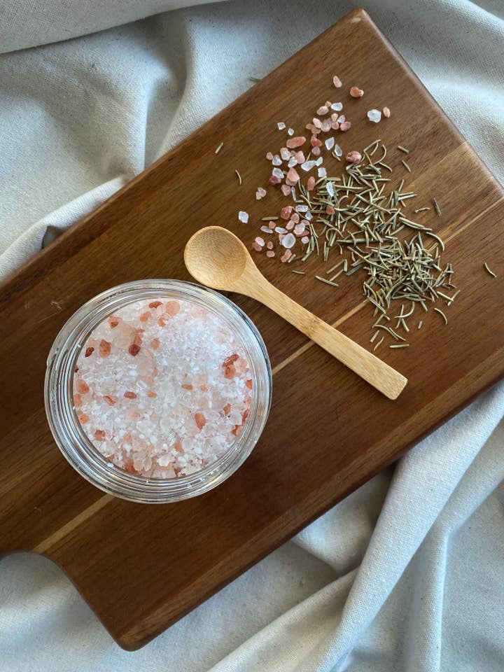 Breathe – Botanical Bath Salt with Wooden Spoon for wholesale by Fresh Naturelle Botanique Corp.