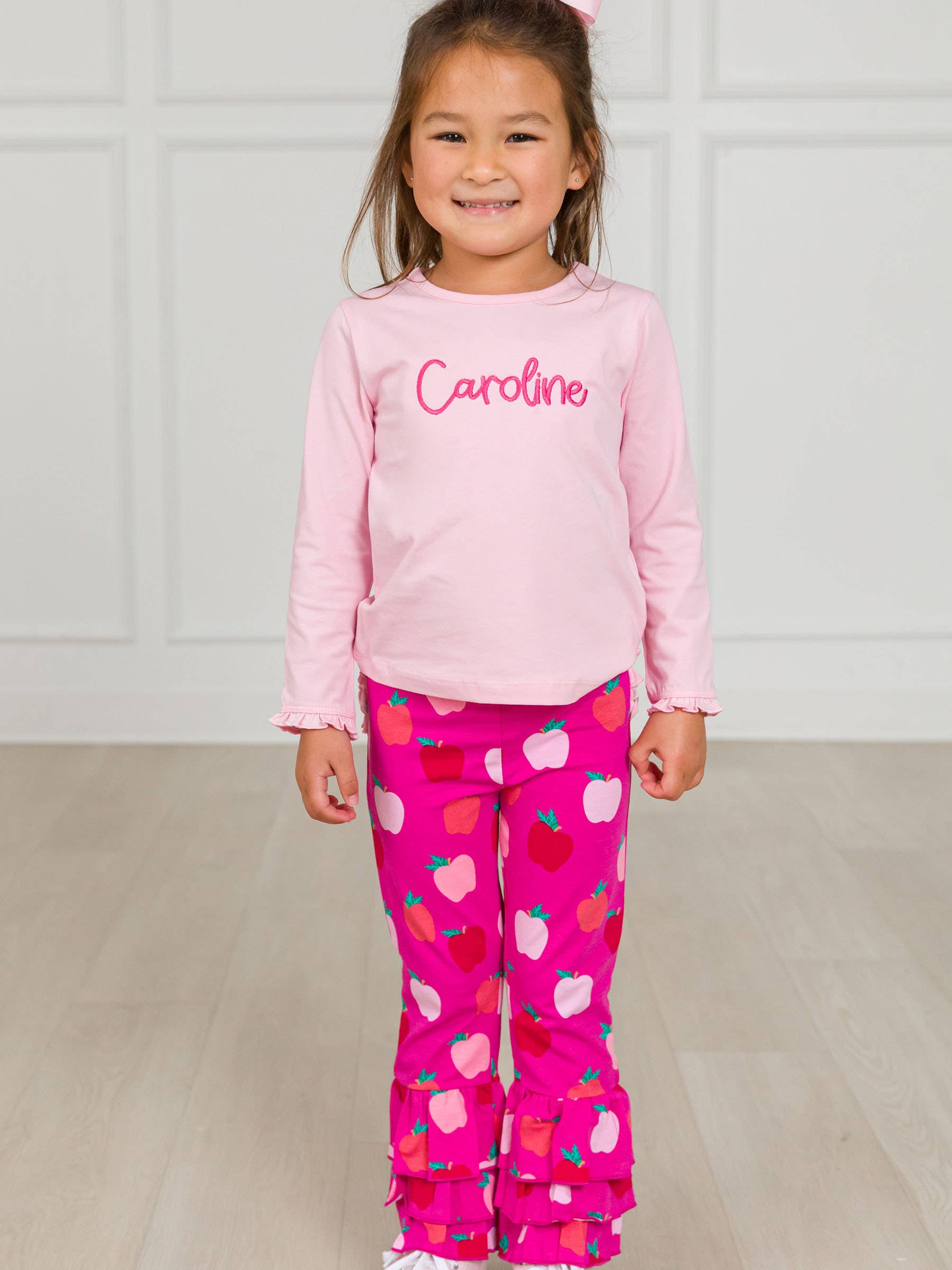 Rosa Calças com Folhos "Menina dos Meus Olhos" para Bebés Meninas para venda a revendedores na Faire1