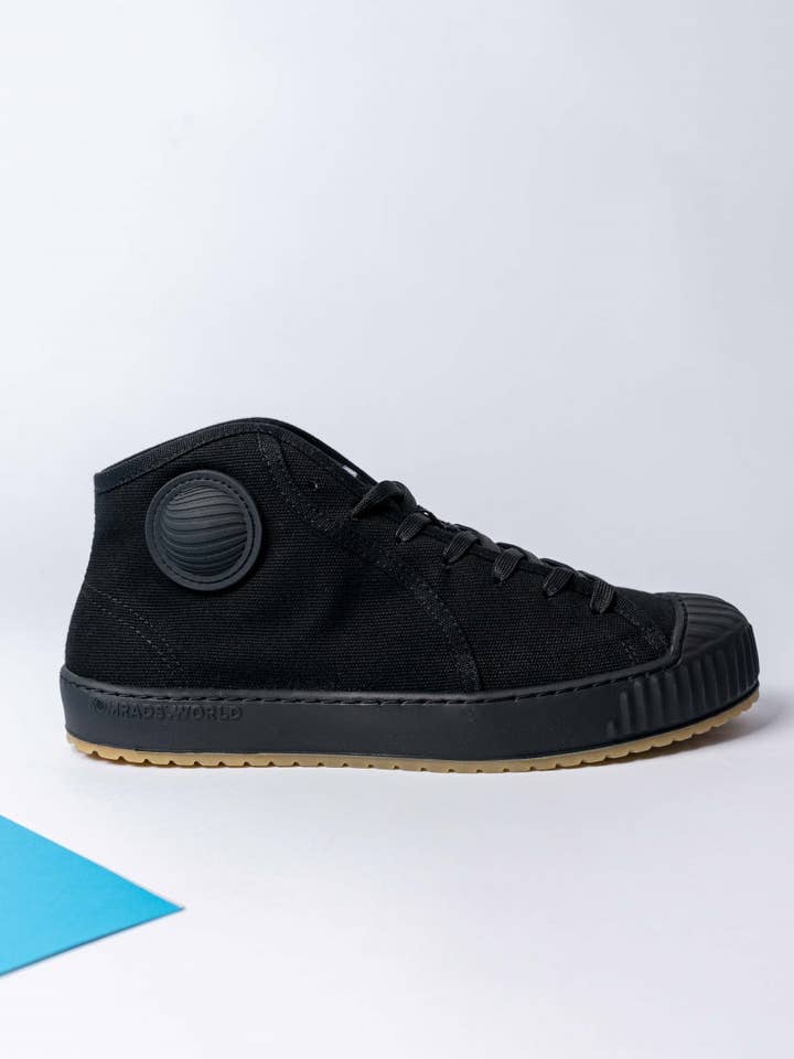 Sapatilhas ICNS Partisan Komrad | Monoblack por atacado de Komrads