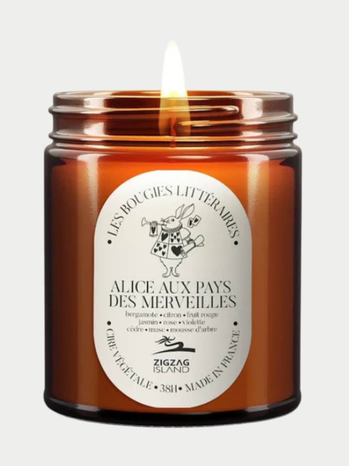Bougie végétale "Alice au pays des merveilles" en pot pour la vente par Zigzag Island