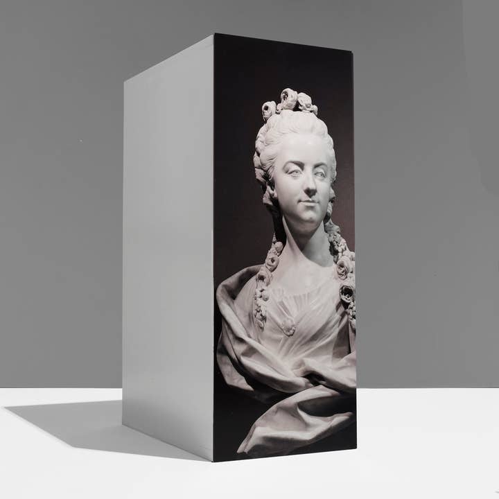 40-the apple box-Genevieve-the photography series-ABS Ilan Rubin for wholesale by ilan