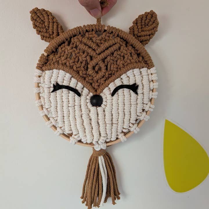 Decoración de pared en macramé - Modelo "CIERVO" para venta al por mayor de Atelier Woabo