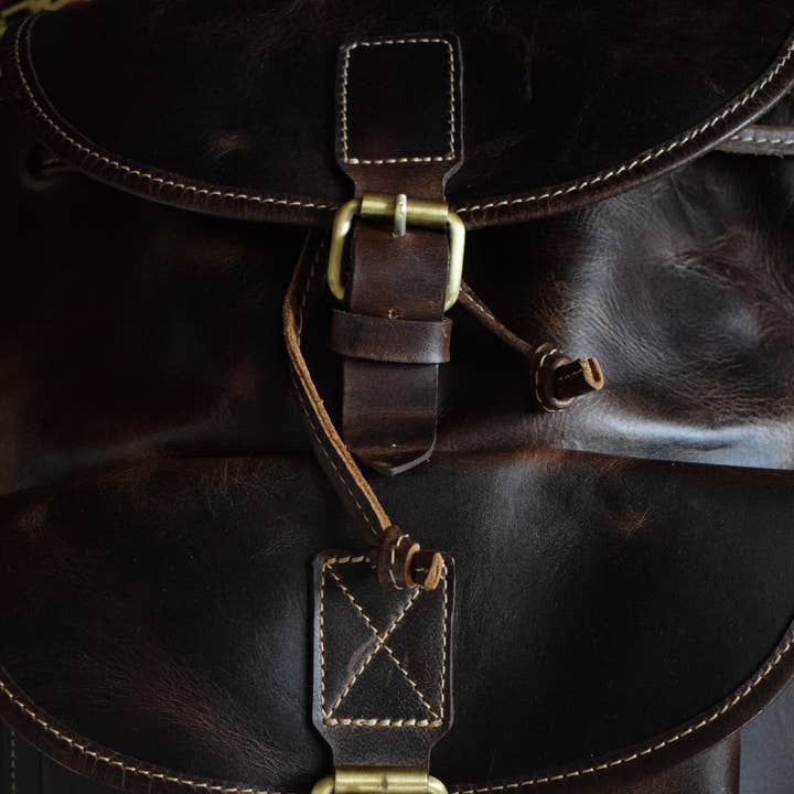 Cuirage - Wholesale Backpack - Men's - MEN'S LEATHER BACKPACK - THE CHEVRON1