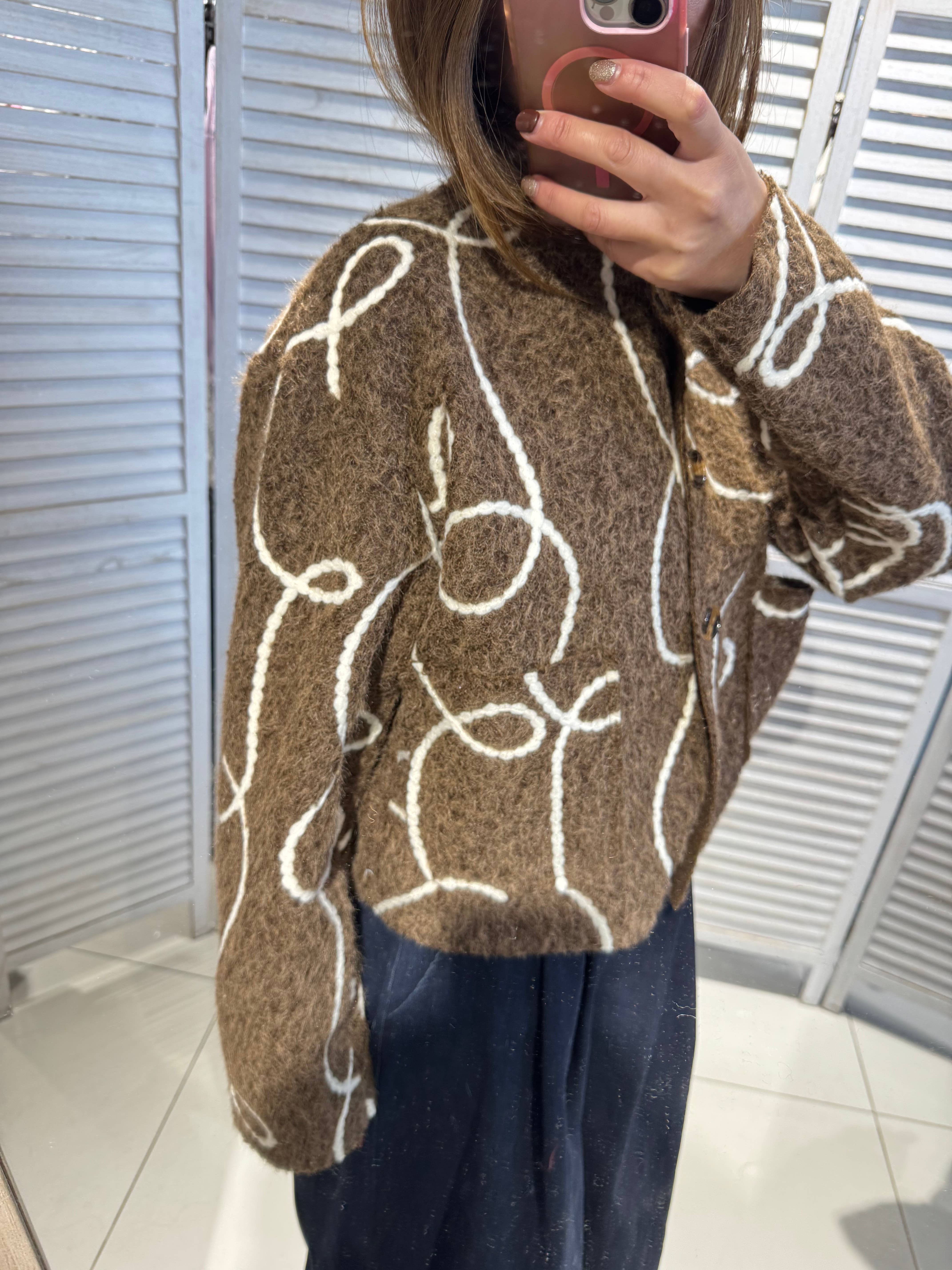 Marron Vêtement féminin stylé et confortable en vente sur Faire4