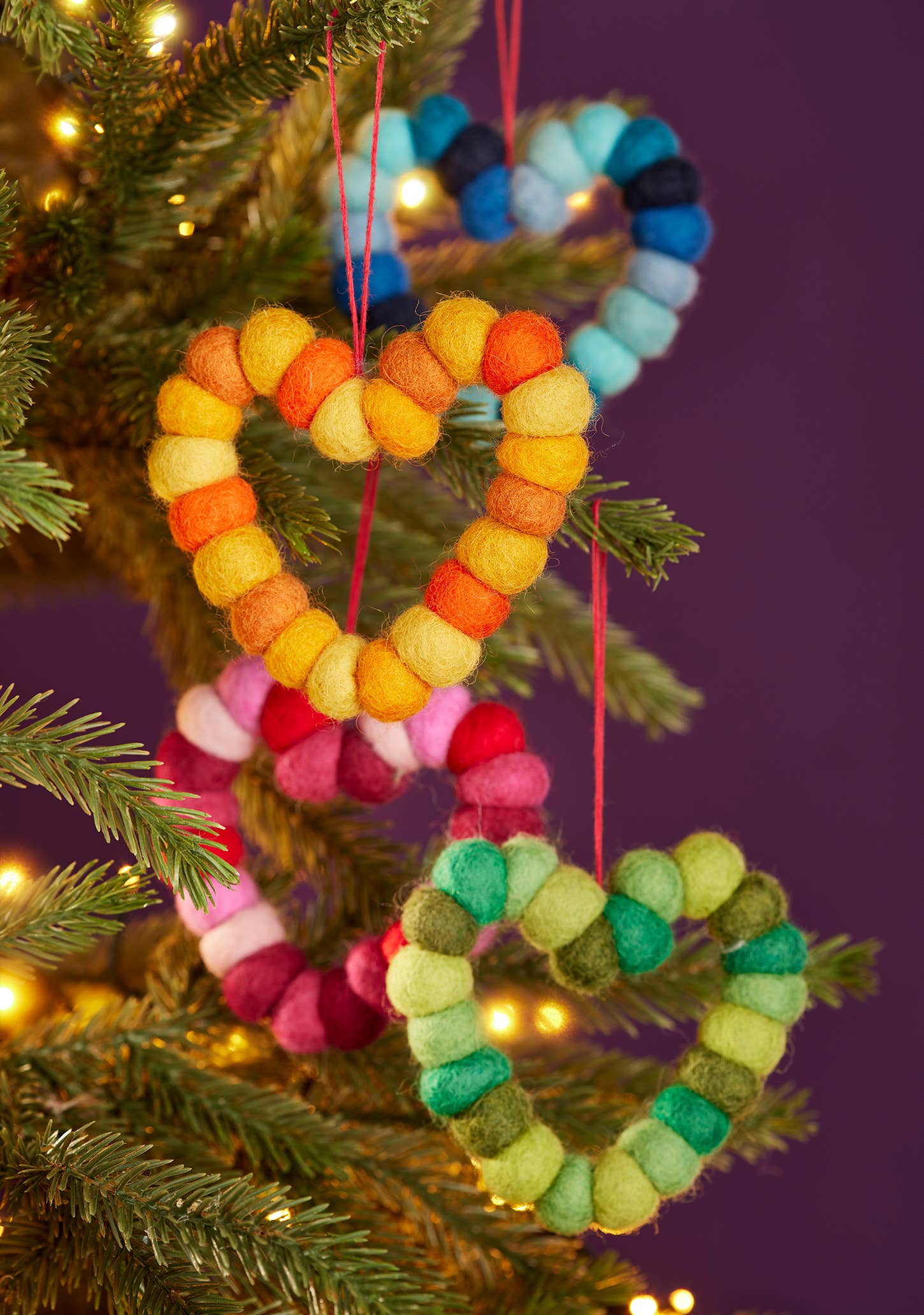 Namaste – wholesale Ornament set – Set of 4 Rainbow Pom Pom Hearts