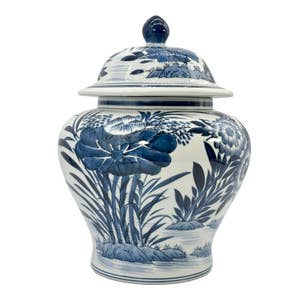 Large Round Blue and White Ceramic Ginger Jar with Lid