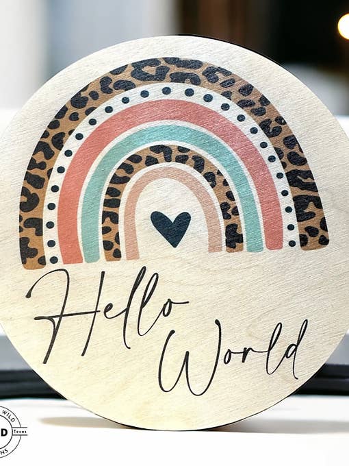 Hej Världen Födelsemeddelande för wholesale av Runnin Wild Designs