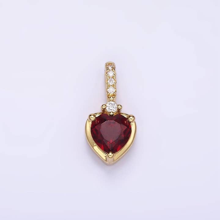 Pendentif Cœur Plaqué Or 24K avec Zircon Cubique Rouge Foncé et Attache Micro Pavée | H329 pour la vente par Aim Eternal
