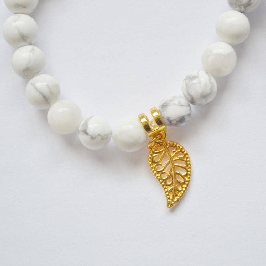 Alora Boutique Inc. - Wholesale Beaded Bracelet - Howlite Gemstone Bracelet | Clarity, Forgiveness and Relaxation | Beaded Stretch Bracelet5