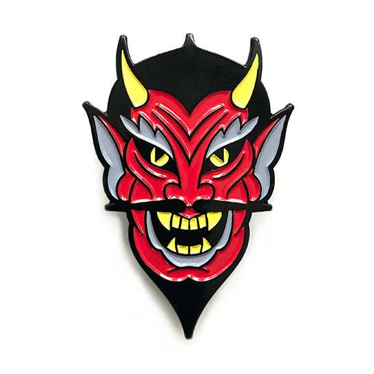 Kasper hat mich dazu gebracht - Teufel Reversnadel für den Großhandel von Secret Flair Club