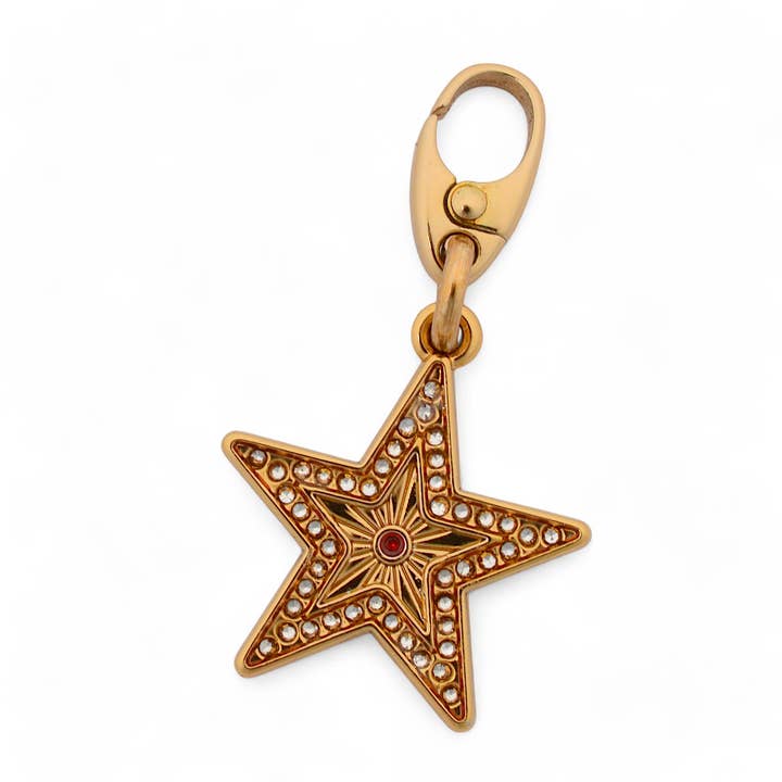 Strålende Rubin Stjerne Charm for engroshandel hos Luck & Zodiac