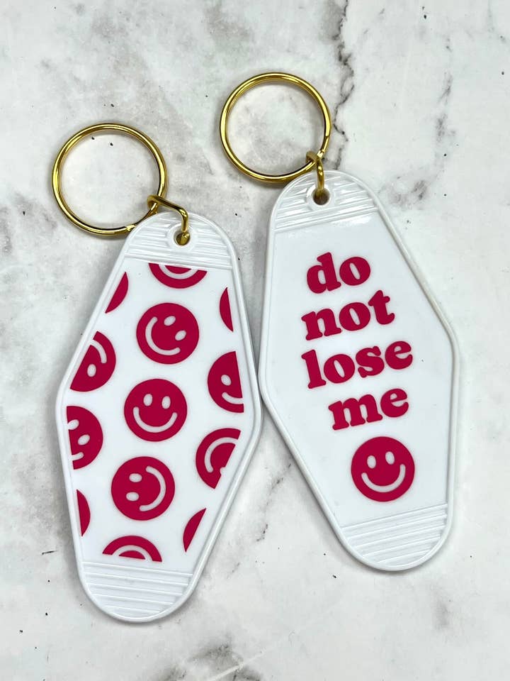 Do not lose me motel style keychain for wholesale by Honey Rose Collective