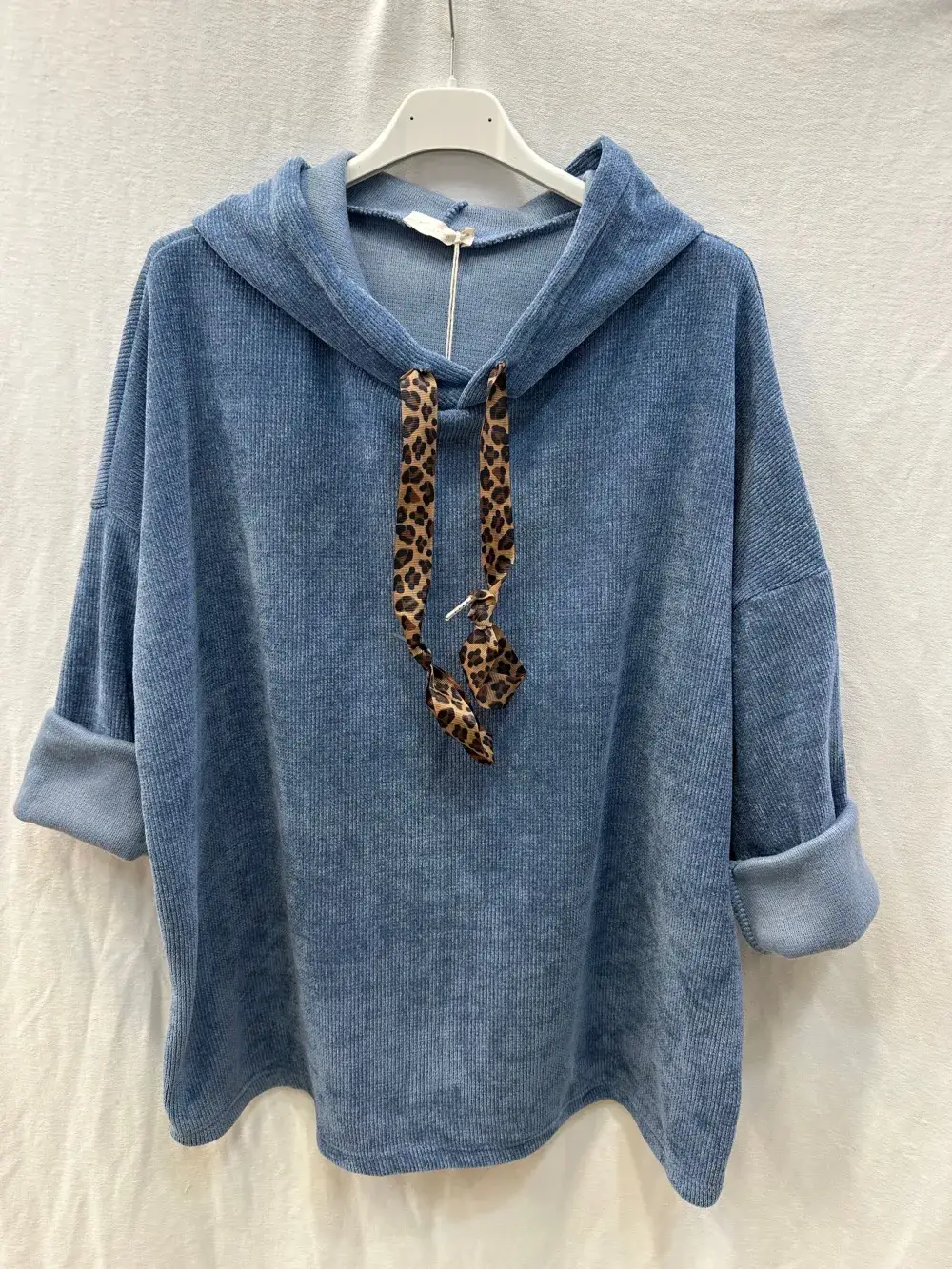 Mimi & Gogo - Vendita all'ingrosso Felpa - Donna - Felpa in velluto con coulisse leopardata @4618_SweatNoeudLeo13