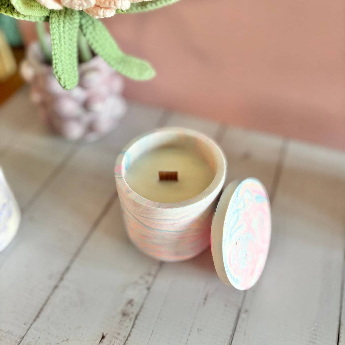 Kookie - Wholesale Jar/Filled Candle - Handcrafted candle with lid - Neon Rose - North Pole1