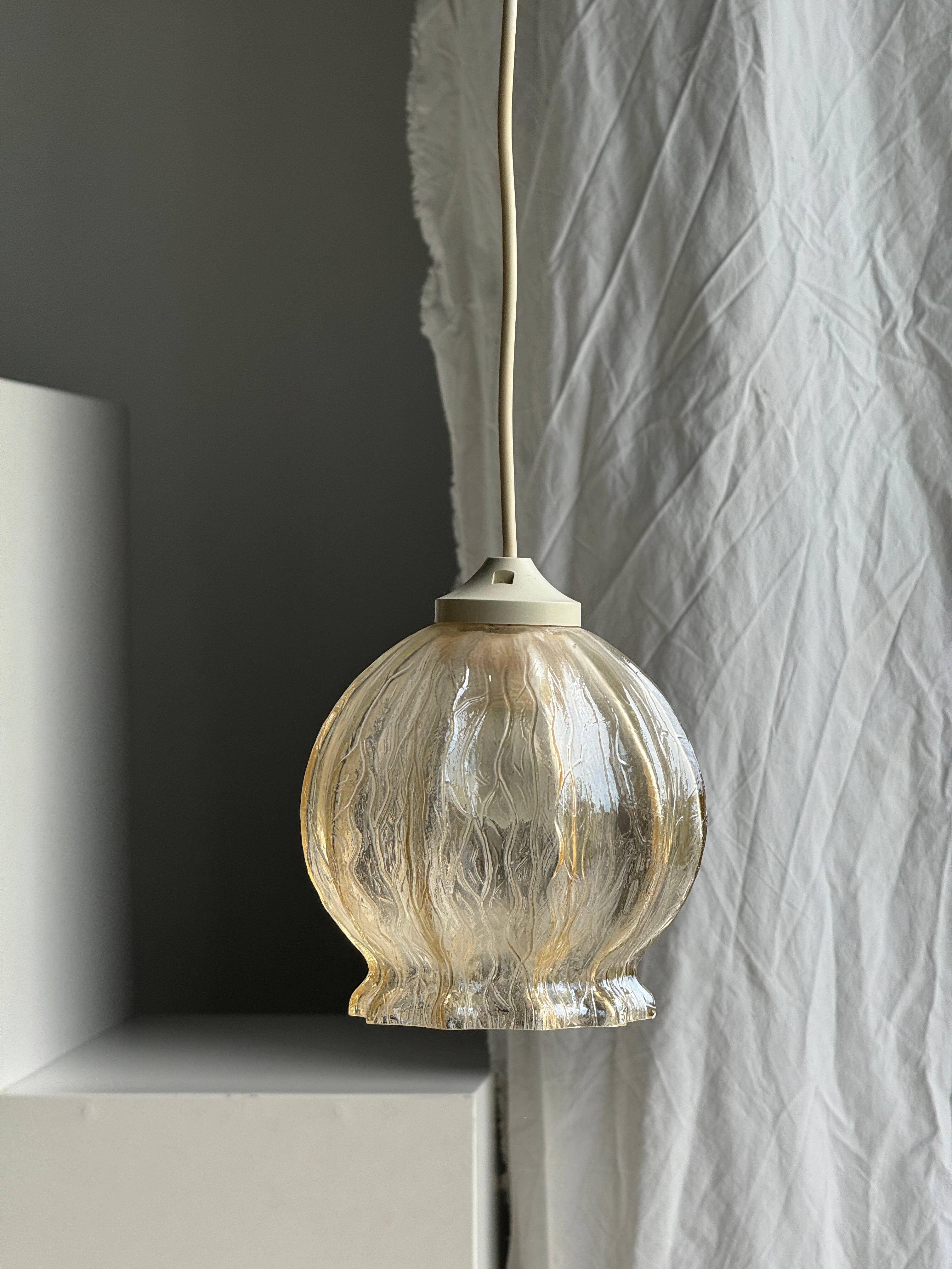 Office Objets - Wholesale Chandelier/Hanging Light - Vintage suspension in blown glass10