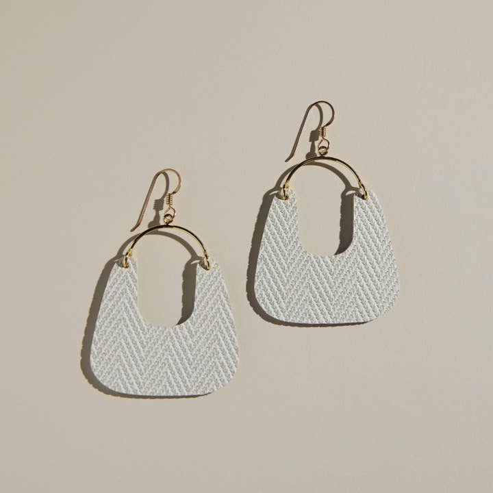 Nickel and Suede - Venta al por mayor Pendientes colgantes - Soft Pearl Noras1