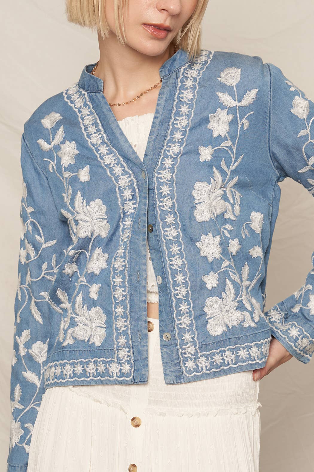 En Crème - Wholesale Blouse - Women's - Long Sleeve Embroidered Denim Button Down Top12