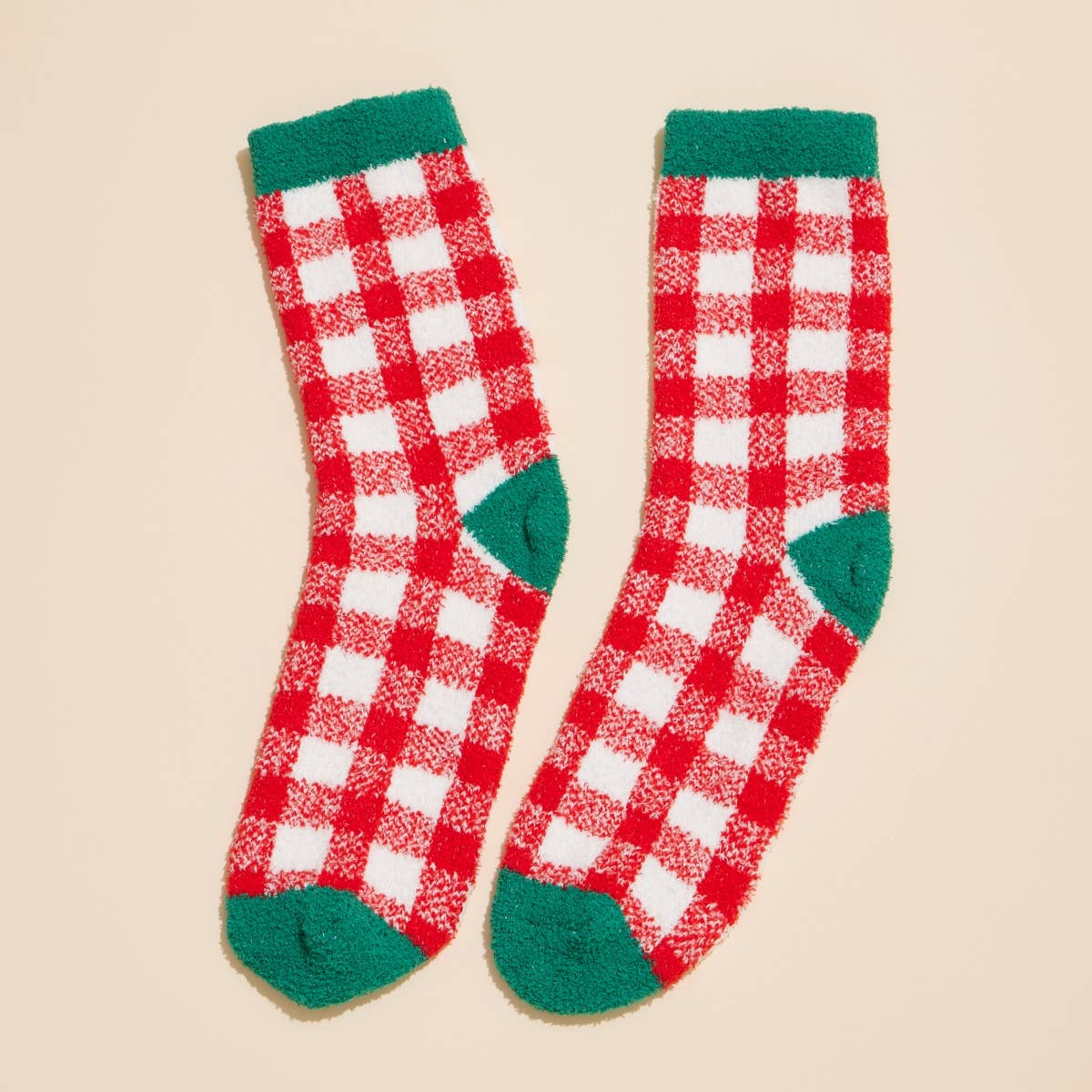 Sortiert Weihnachtliche Flauschsocken – Sortiment aus 4 Paaren als Weihnachtsgeschenk für den Großhandel auf Faire14