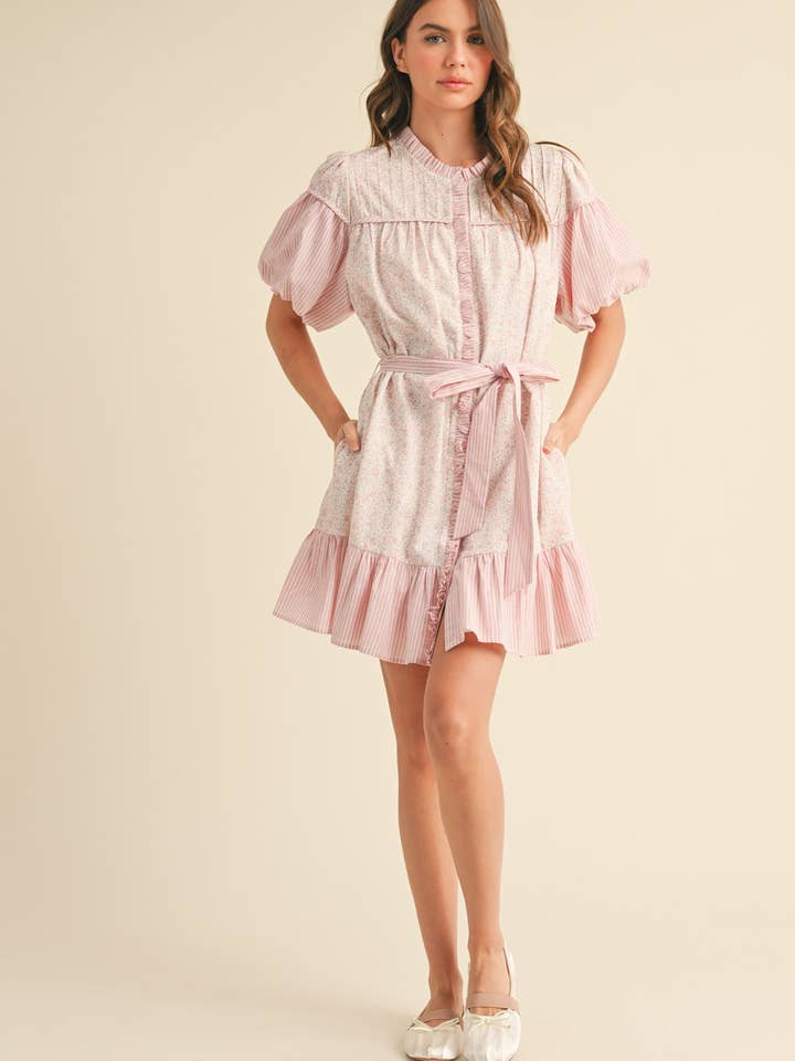 &MERCI – Engroshandel Kjole - Dame – MØNSTRET KJOLE MED FLÆSER MINI MDR385521