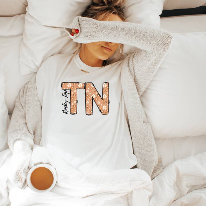 Retro Tennessee Graphic Tee for wholesale by The Vollenweider Co.