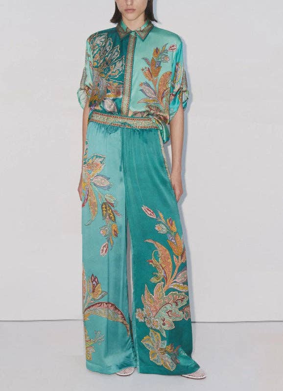 Set van twee stuks 2025 nieuwe vintage print satijnen set met retro chique en modern comfort voor groothandel op Faire0