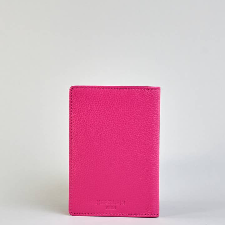 Herzilein-Wien GmbH - Wholesale Passport Case - Women's - Passhülle Leder 31