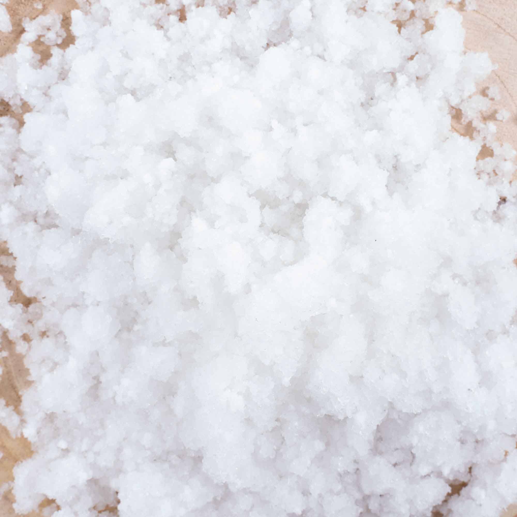 Portofino International Trading, USA - Wholesale Craft Supplies - Faux Snow Craft Supplies - Creates 4 Liters1