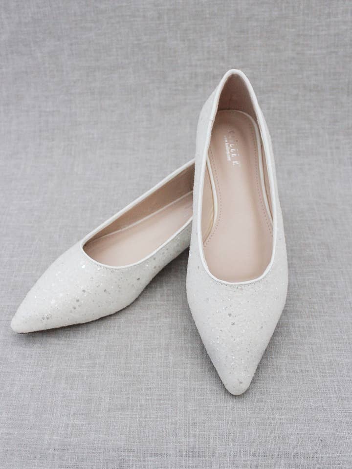 Sabrinas Pontiagudas com Brilho por atacado de Kailee P.