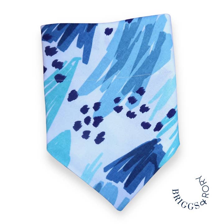 Bandana abstrait moderne bleu pour chien pour la vente par Briggs & Rory