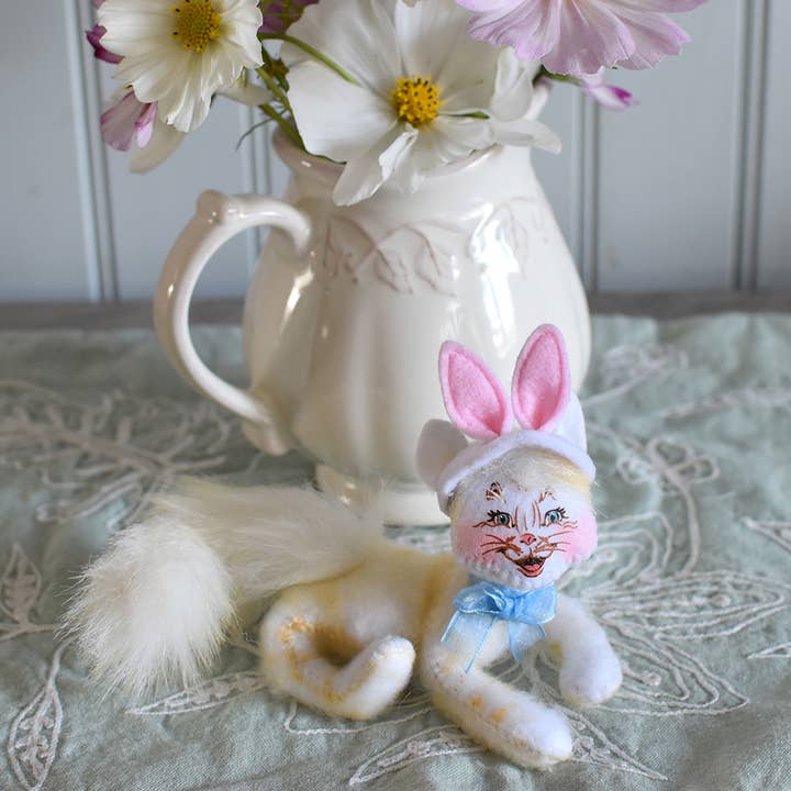3in Easter Kitty for wholesale by Annalee