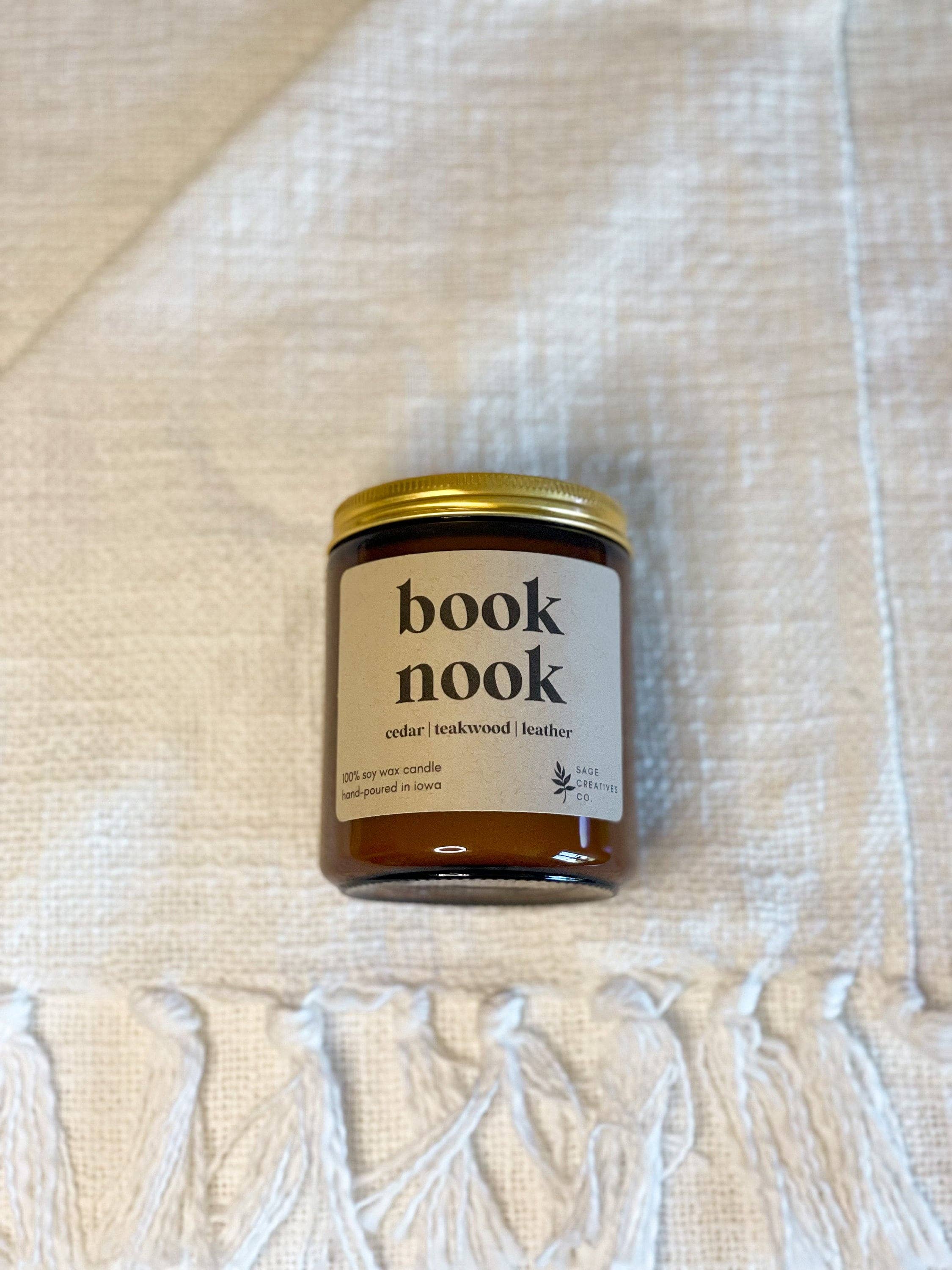 Sage Candle Co. - Vente Bougie en bocal - Book Nook - Bougie 100 % cire de soja6