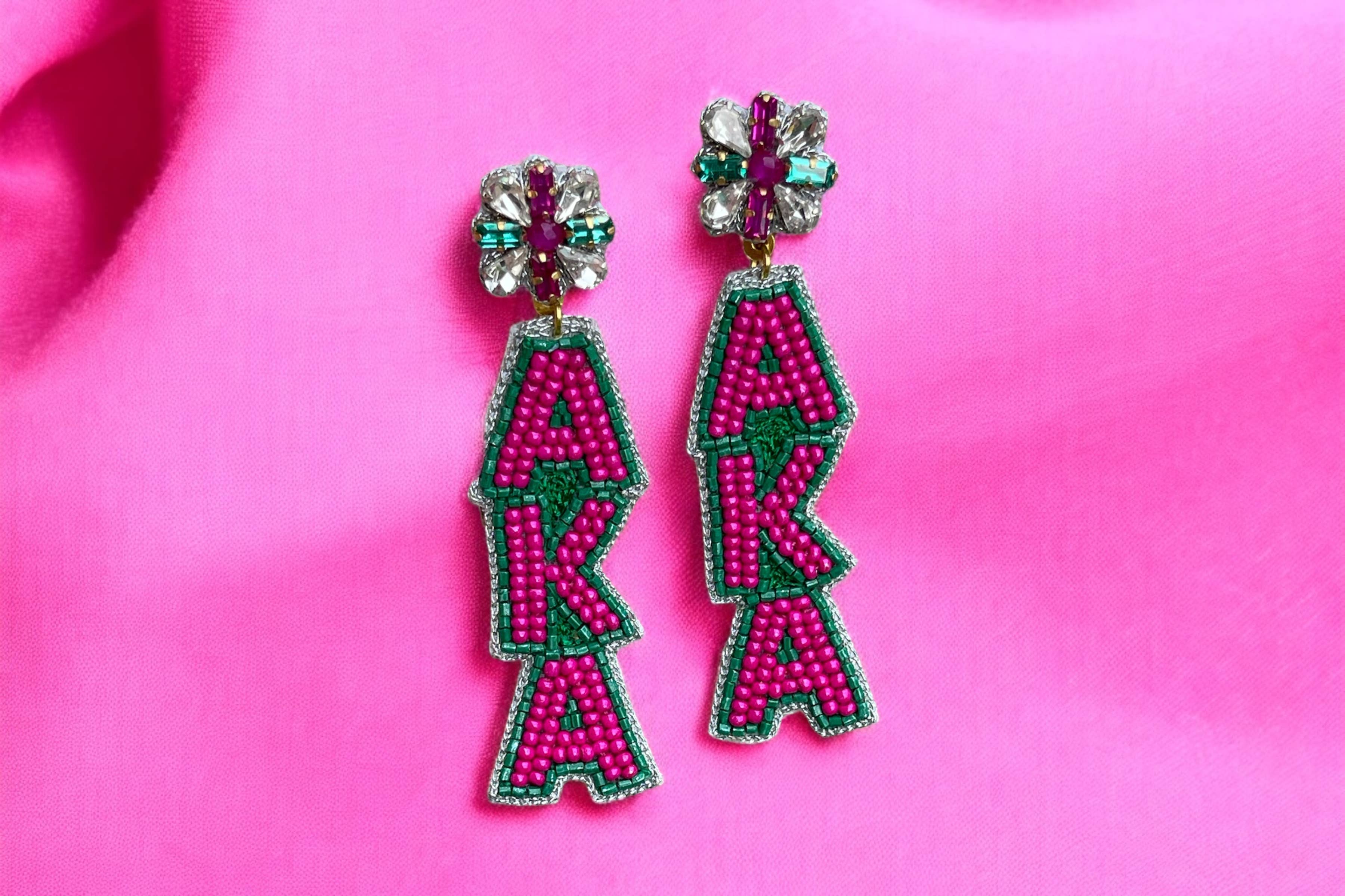 Mon Belle Amie - Vendita all'ingrosso Orecchini pendenti - Orecchini con perline AKA Alpha Kappa Alpha3