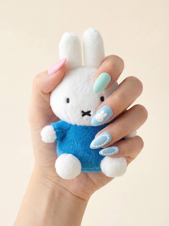 PASTEL MIFFY - ALMOND PRESS-ON NAILS for wholesale by Never Have I Ever