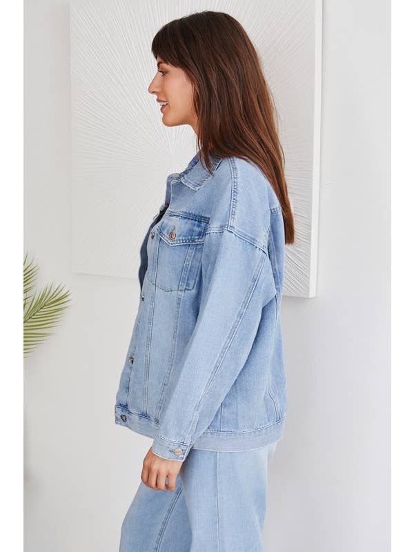 VENTI6 - Wholesale Denim Jacket - Women's - RELAXED FIT BUTTON DOWN DENIM JACKET WITH POCKET(G666-DENIM)