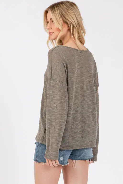 Final Touch - Wholesale Knit Top - Women's - V-Neck Knit Long Sleeve Top - T310443