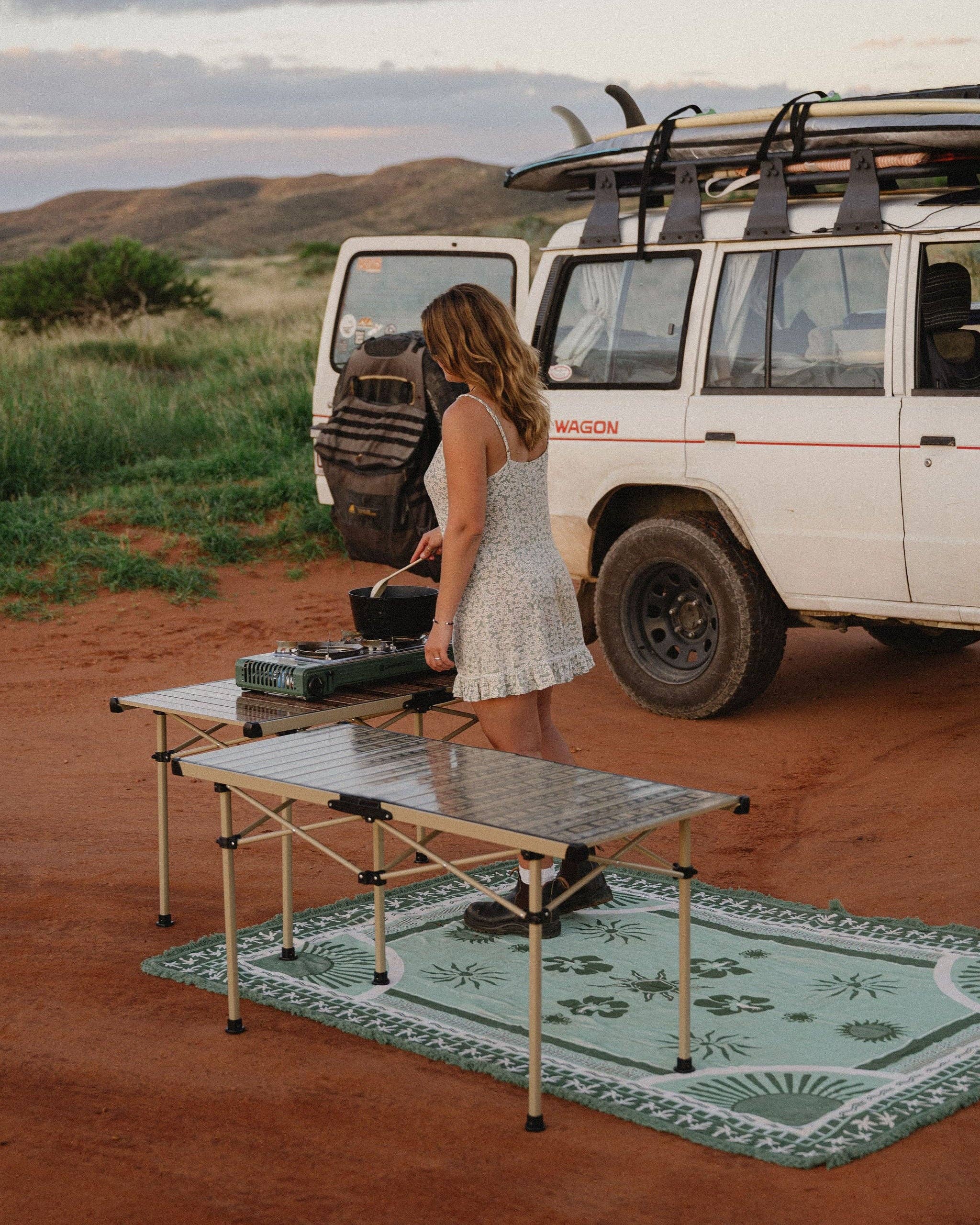 Sunni Scenes - Wholesale Patio table - Sage Camping Table2