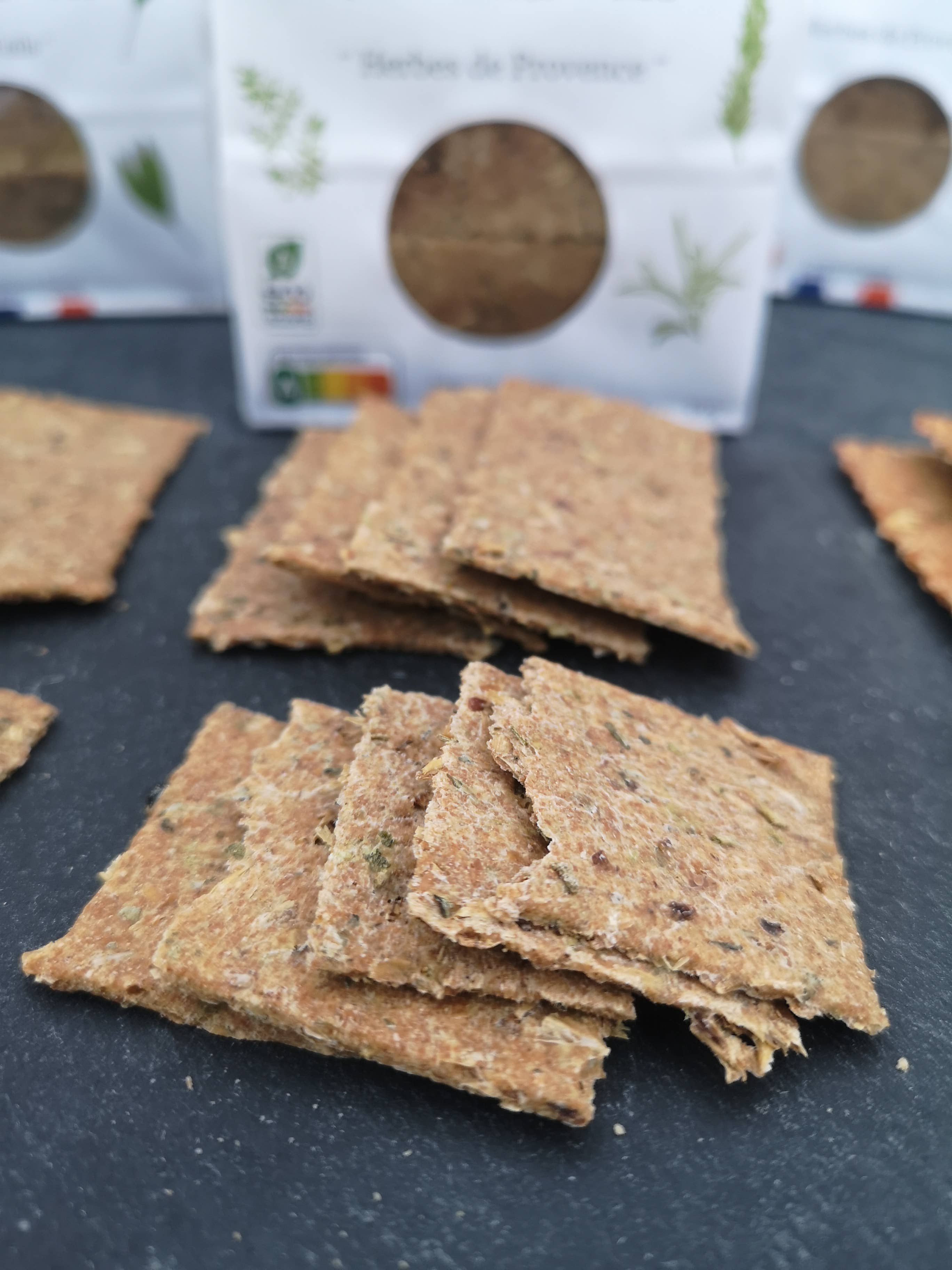 Biscuiterie OURO – Engroshandel Kiks – „Herbes de Provence“ kiks med bryggeri-dregs [100g]0