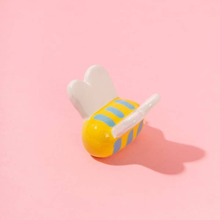 Ana Seixas - Wholesale Decorative Figurine - Abi, the Bee / Ceramic Piece1