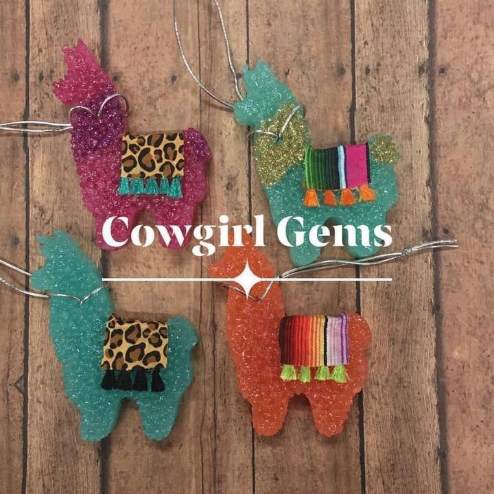 Car Freshie Llama avec couverture pour la vente par Cowgirl Gems, LLC